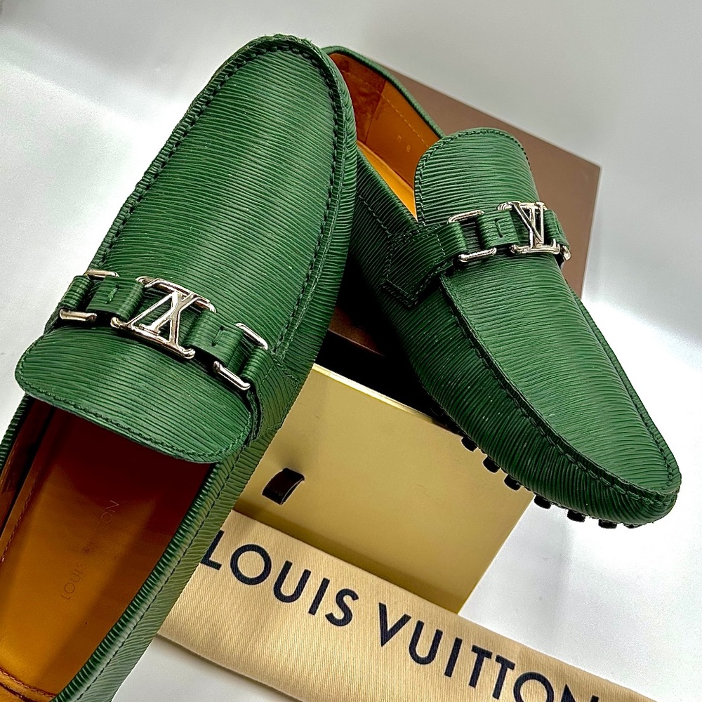 LOUIS VUITTON Hockenheim Epi Leather Driving Moccasins GREEN SZ 9 (US) lv size 8